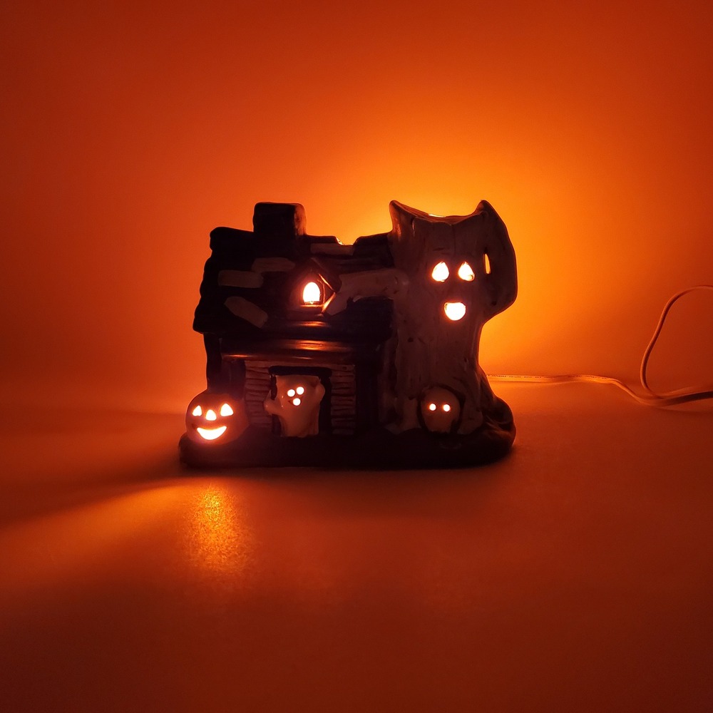 Russ Berrie Halloween Haunted House Ghost Tree Ceramic Tea Light Holder 1051